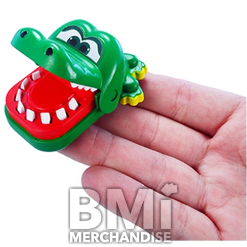 WORLDS SMALLEST CROCODILE DENTIST GAME