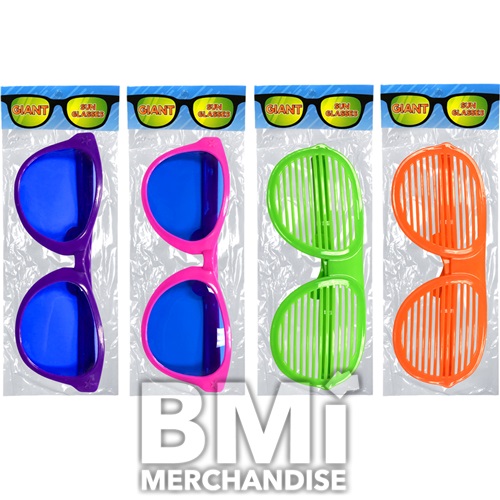 GIANT SUNGLASSES